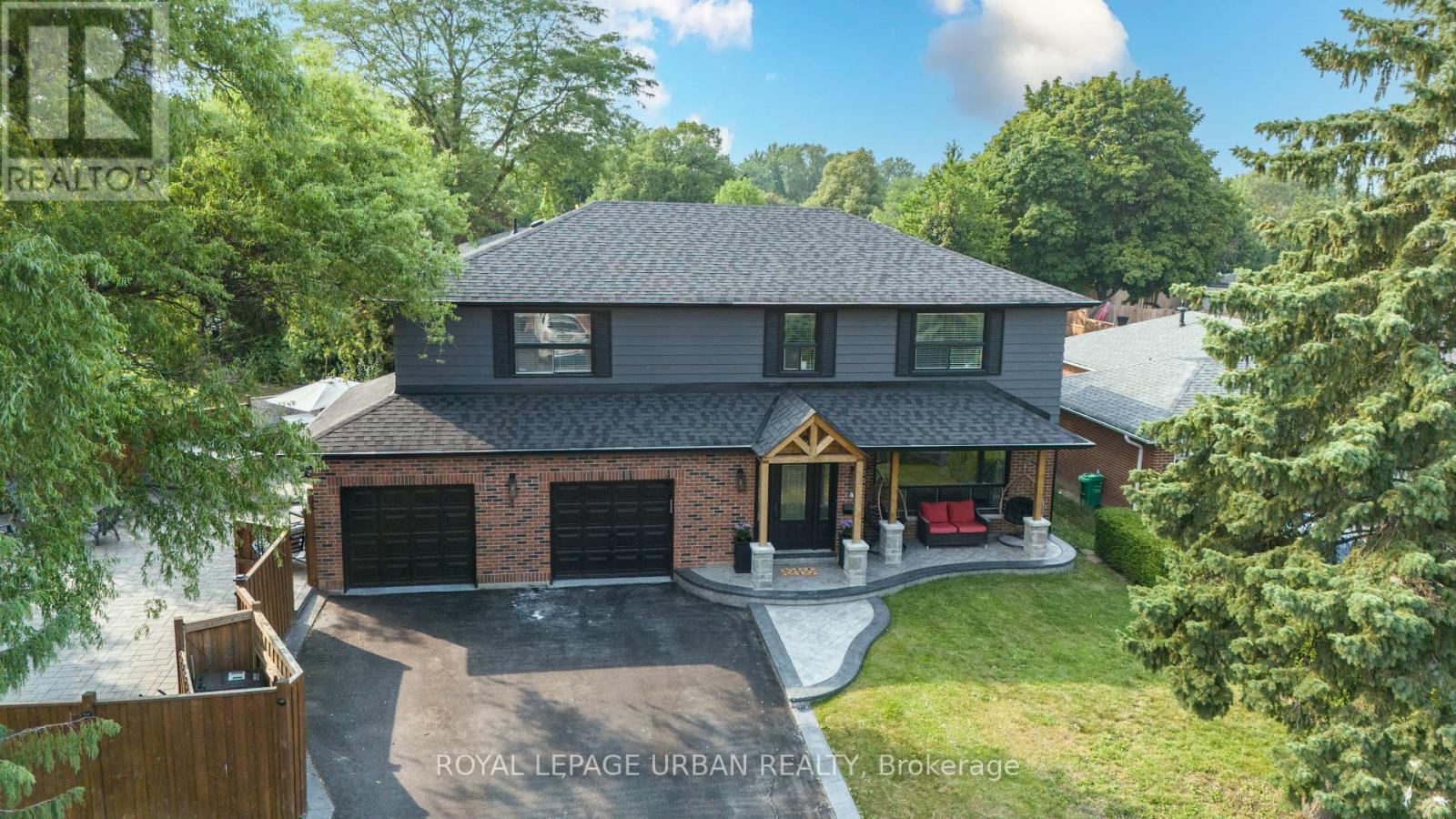 4 Deerfield Cres, Brampton, ON L6T 1K6