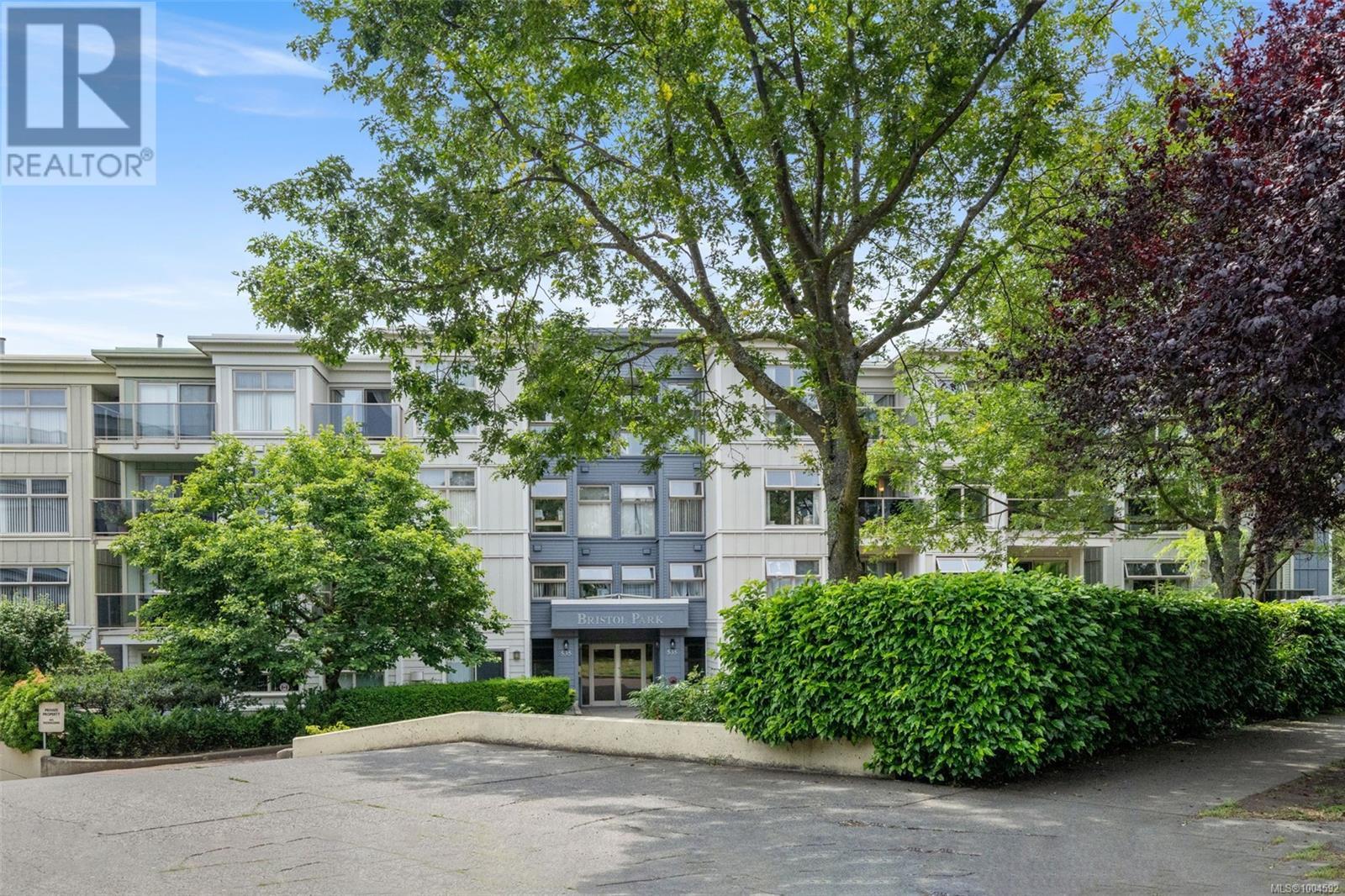 535 Manchester Rd Unit 203 Rd, Victoria, BC V8T 5J1