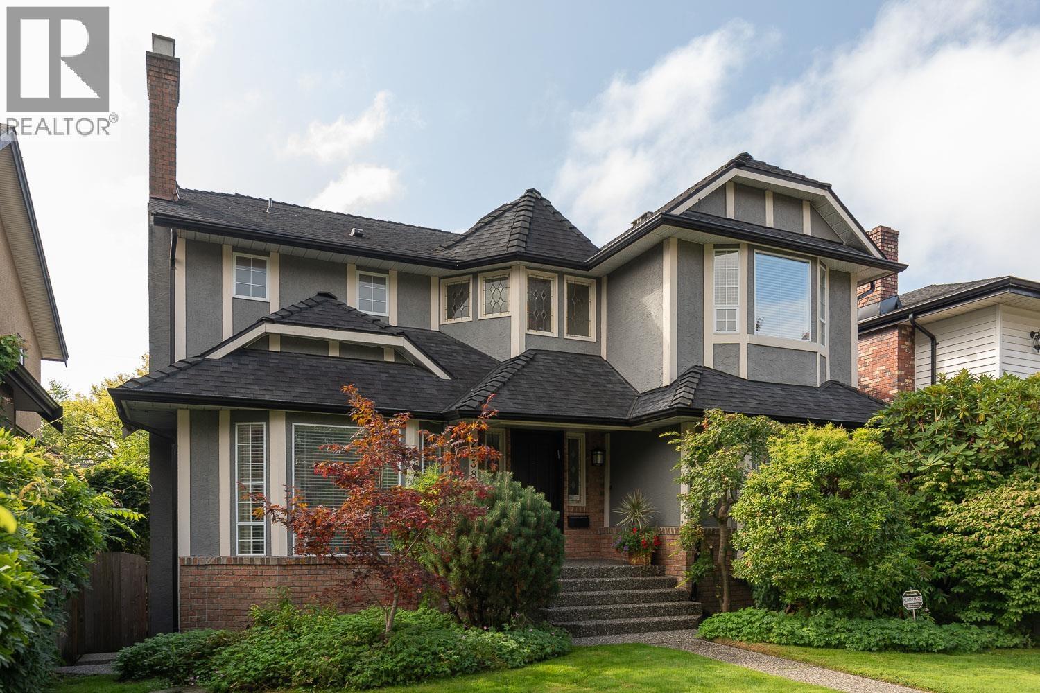 2838 W 37th Ave, Vancouver, BC V6N 2T6