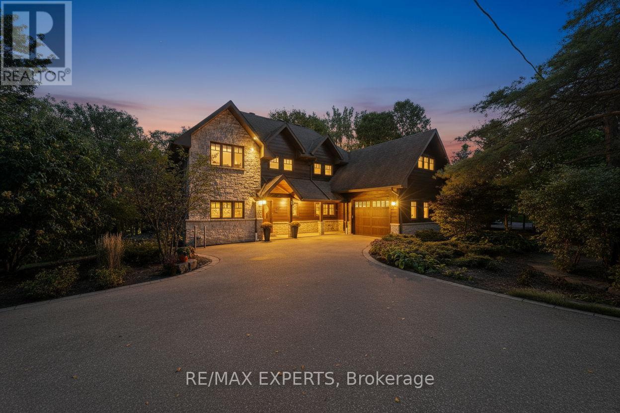 65 John St, King, ON L7B 1J6
