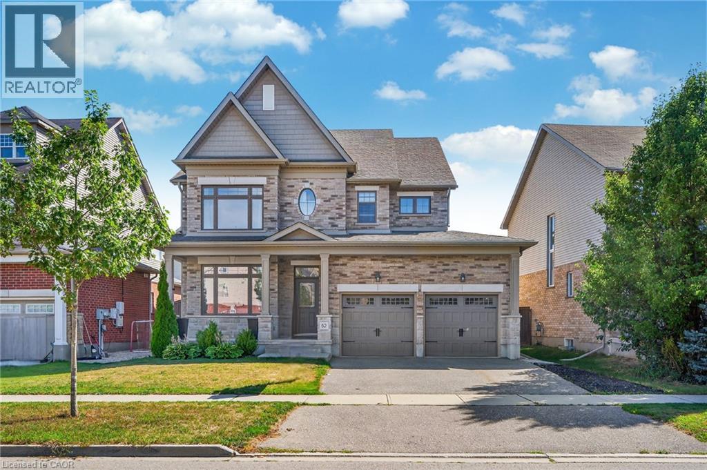 52 Tremaine Dr, Kitchener, ON N2A 4L7