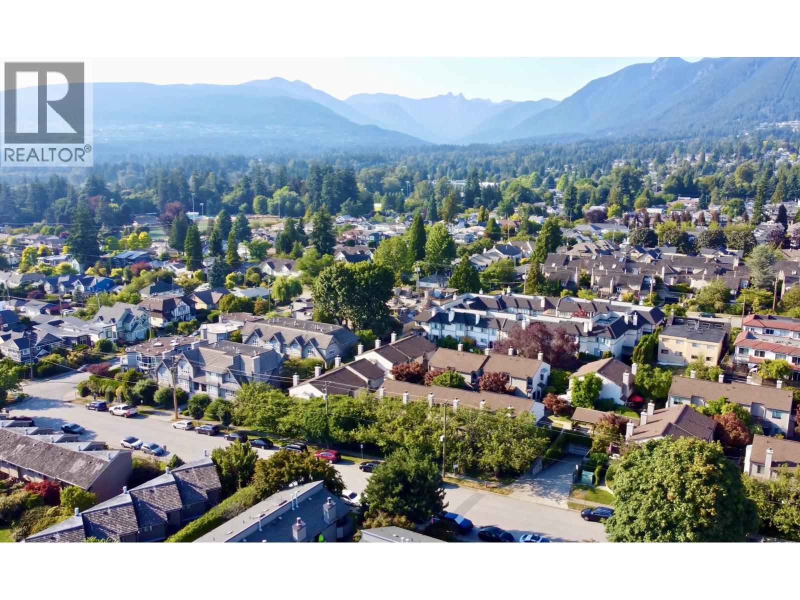 230 W 14th Street Unit 24, North Vancouver, BC V7M 1P3