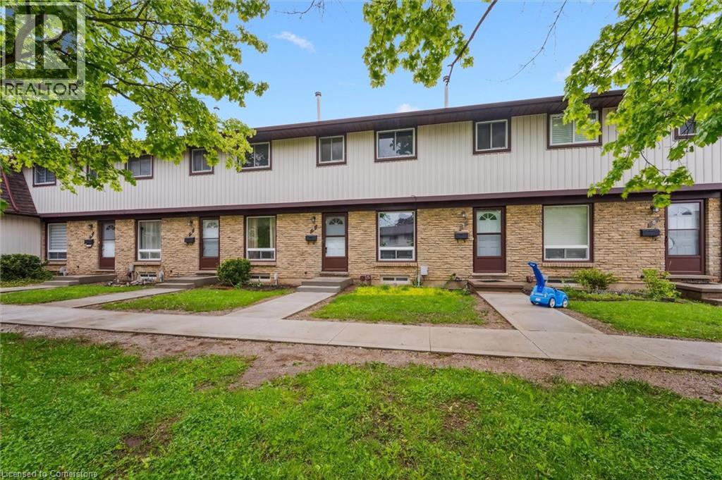 210 Glamis Road Unit 6, Cambridge, ON N1R 6L3