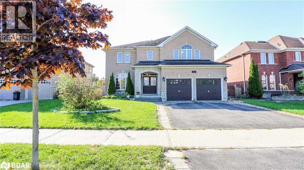 41 Commonwealth Rd, Barrie, ON L4M 0E1