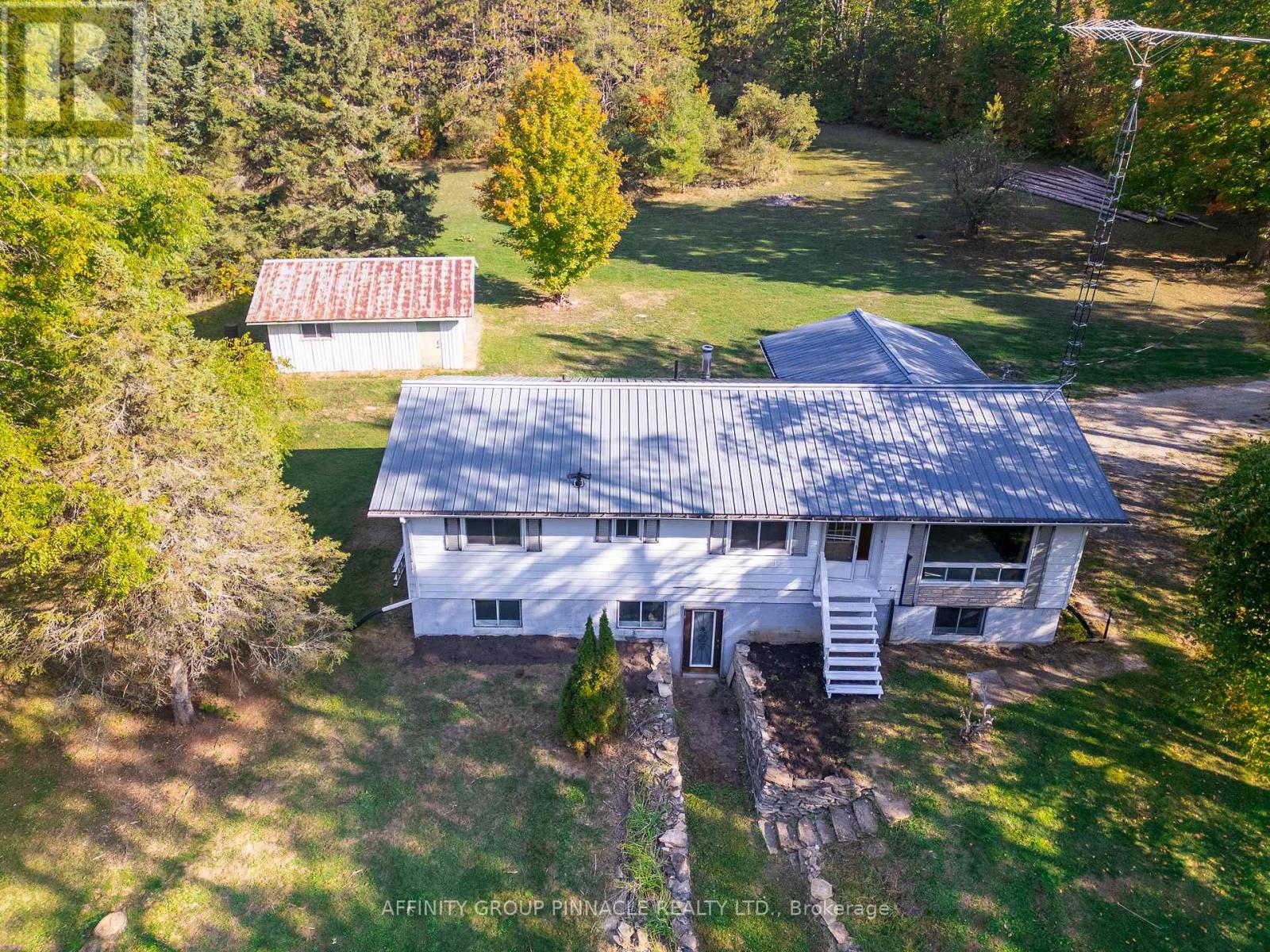 16 Sticky Ln, Kawartha Lakes, ON K0M 1K0