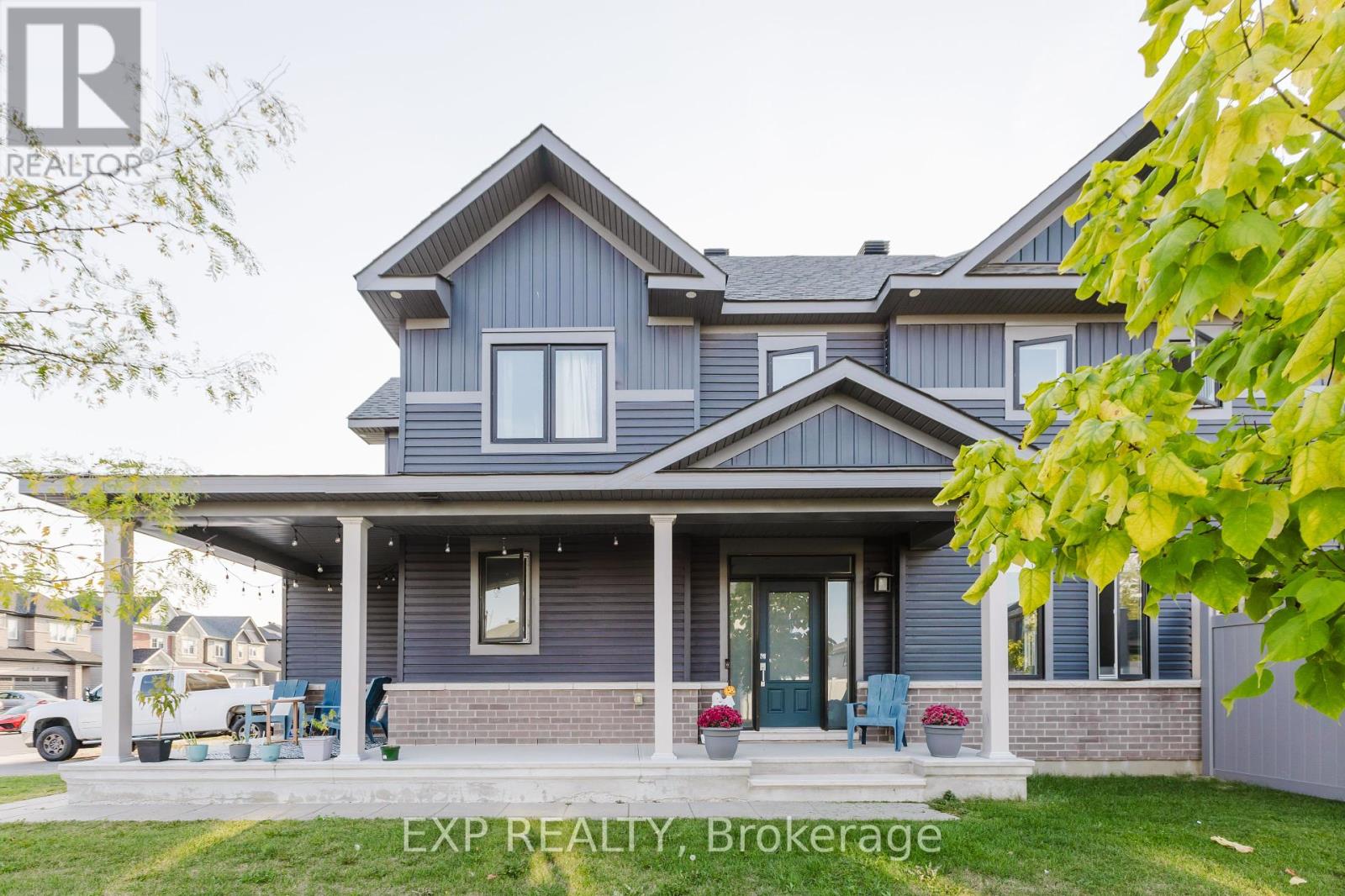 796 Cappamore Dr, Ottawa, ON K2J 6V6