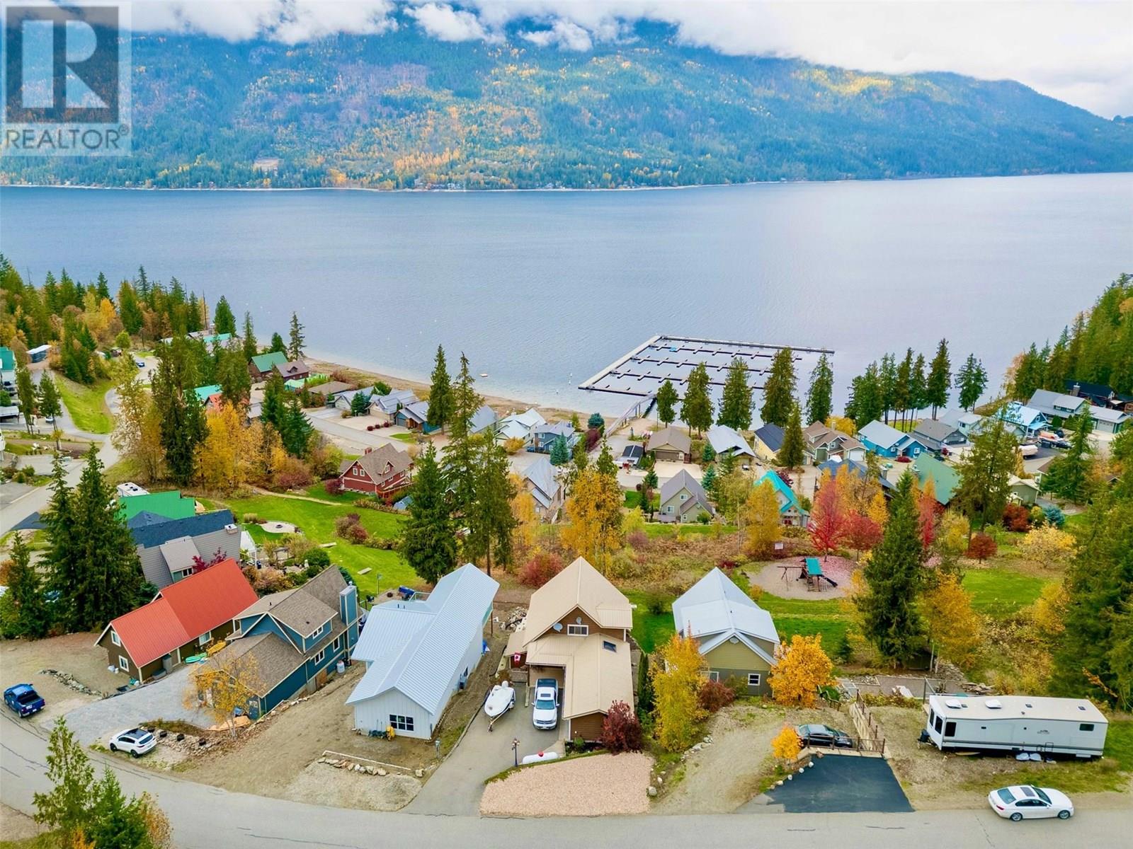 6421 Eagle Bay Road Unit 73, Eagle Bay, BC V0E 1T0