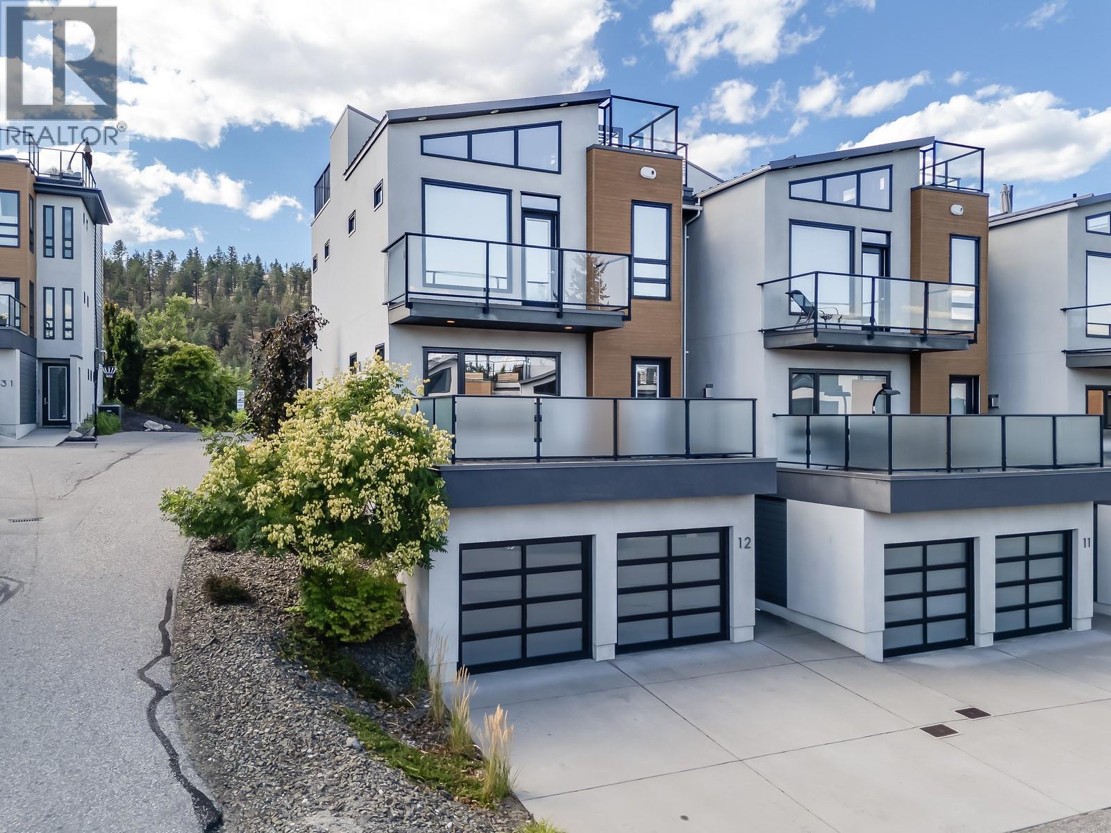 1818 Peak Point Court Unit 12, West Kelowna, BC V1Z 4B4