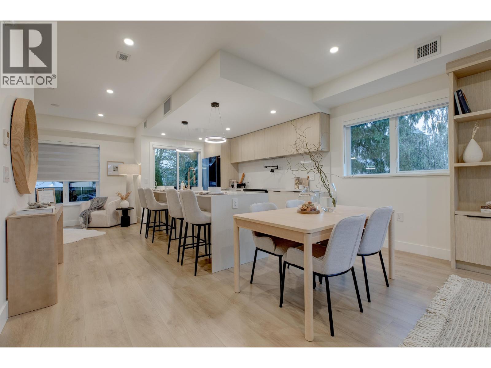 339 Keary Street Unit 3, New Westminster, BC V3L 3L2