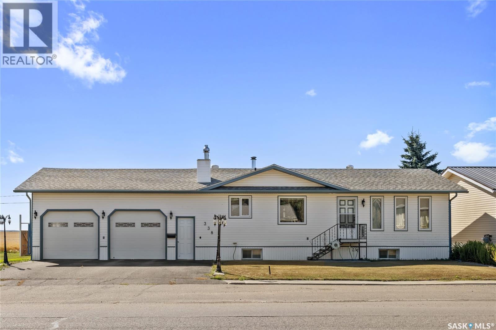 338 2nd Avenue West, Montmartre, SK S0G 3M0
