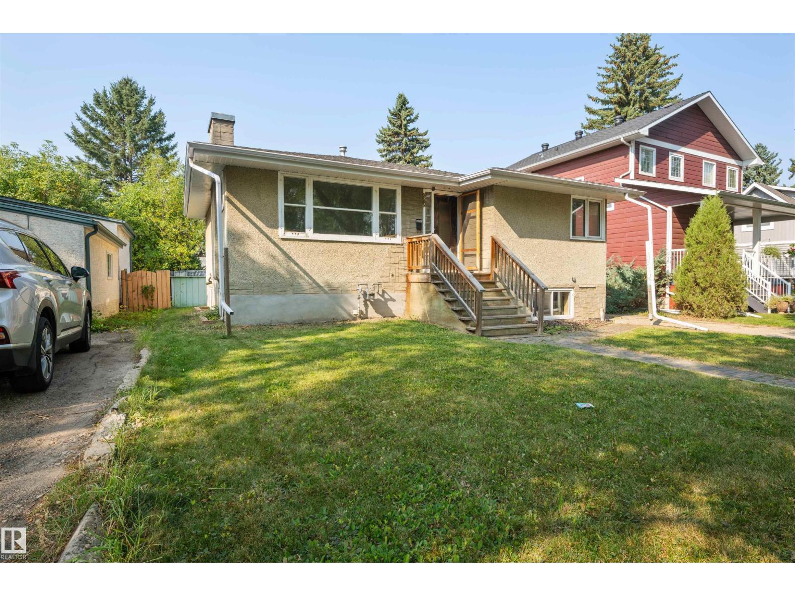 89 St Nw Unit 8830, Edmonton, AB T6C 3L4