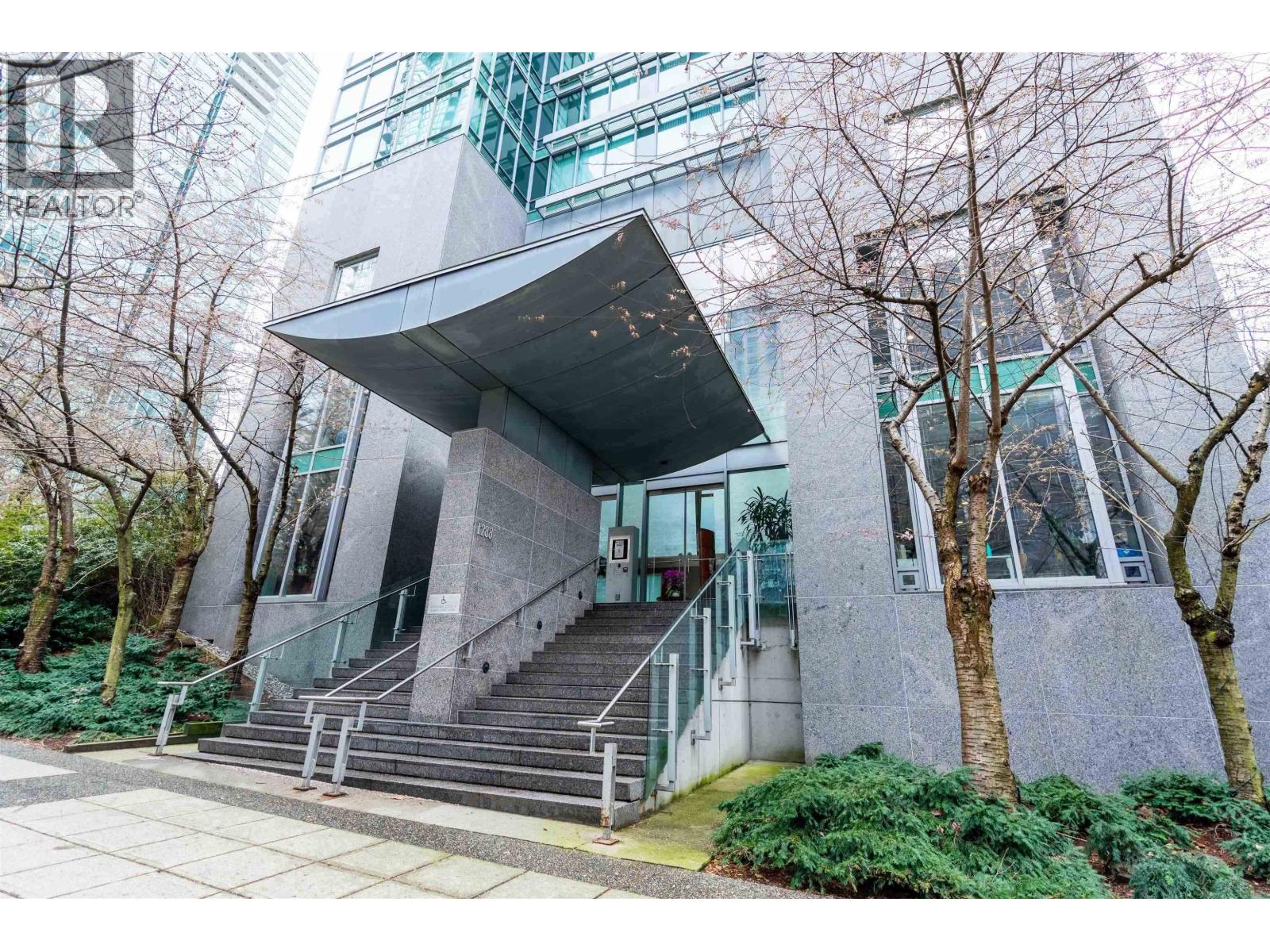 1288 W Georgia Street Unit 2504, Vancouver, BC V6E 4R3