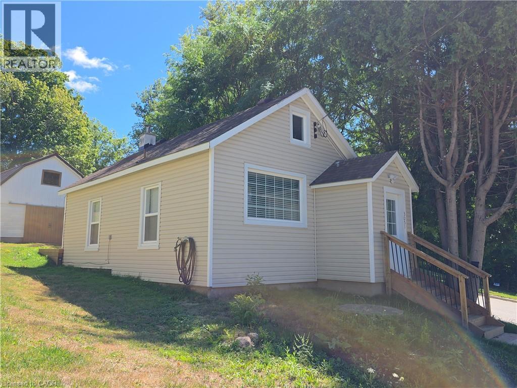 3089 Patrick St, Howick, ON N0G 1V0