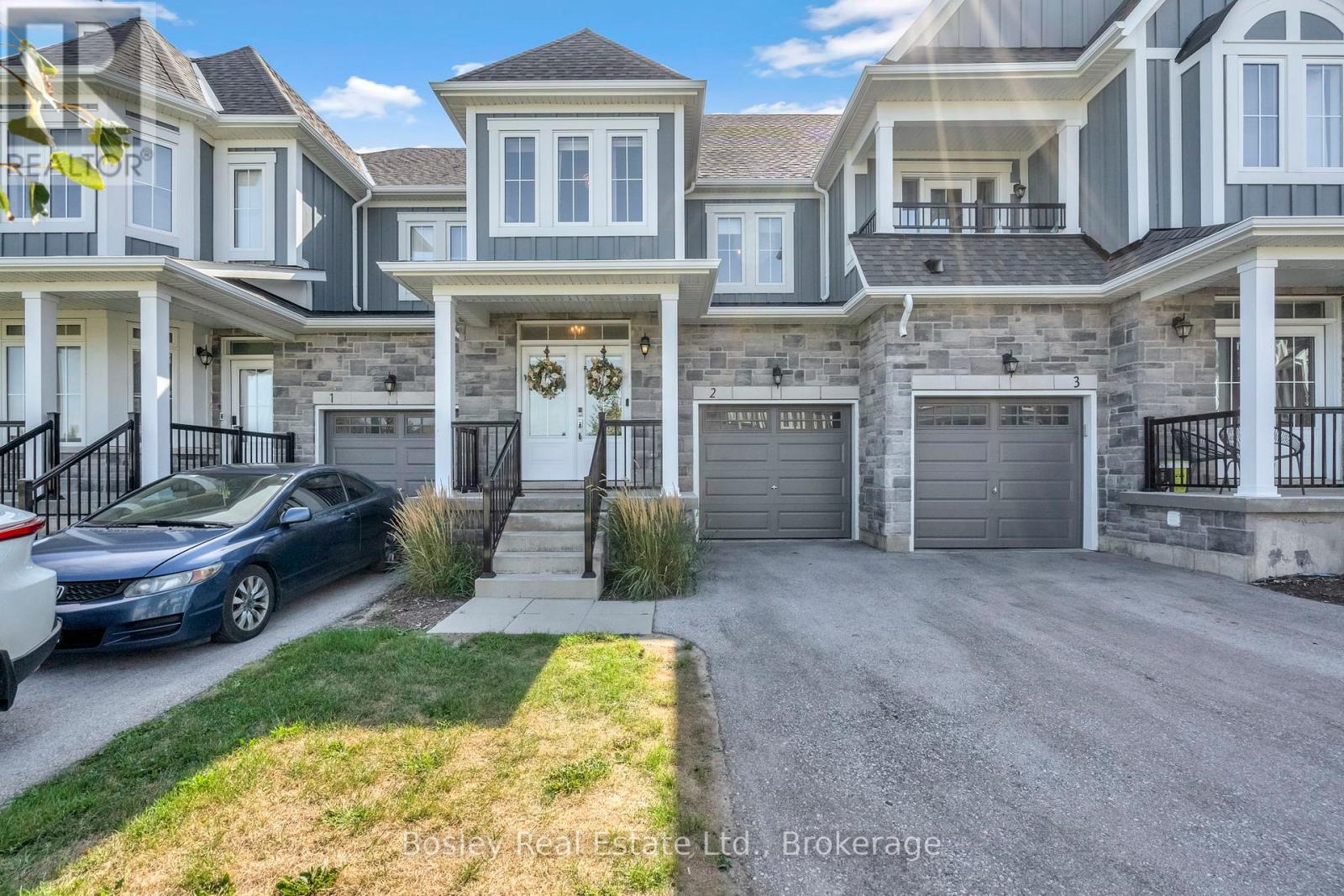 2 218 Crosswinds Blvd, Blue Mountains, ON L9Y 5S8