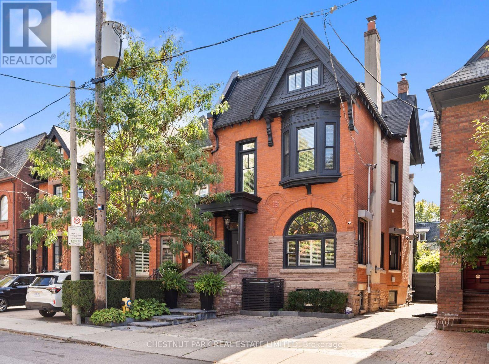 47 Bernard Ave, Toronto, ON M5R 1R3