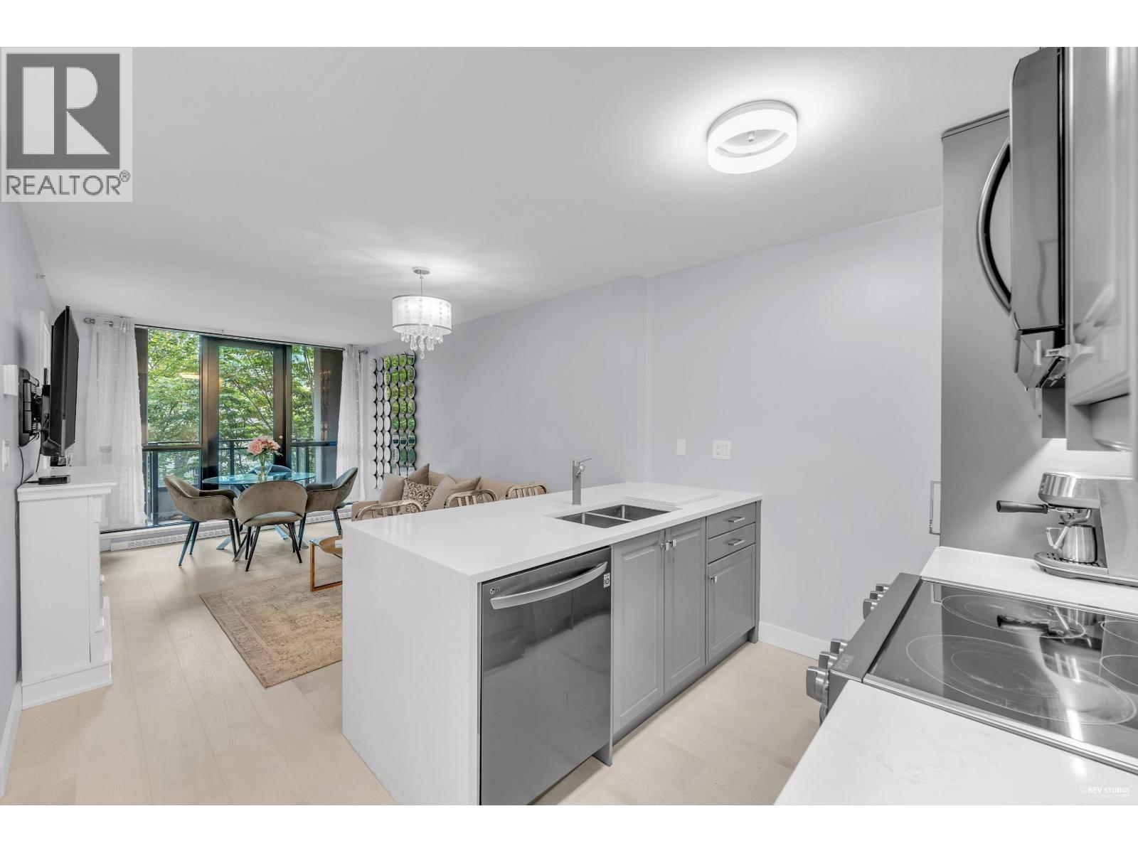 909 Mainland Street Unit 410, Vancouver, BC V6B 1S3