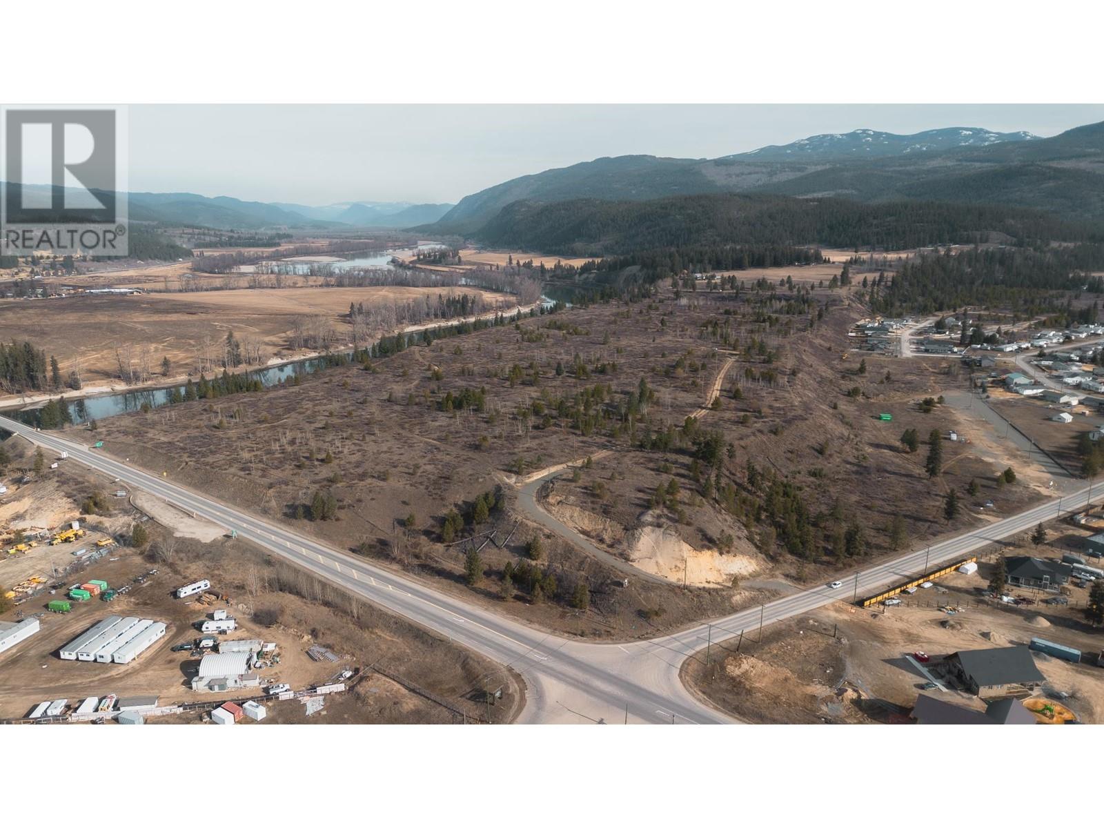 5088 Barriere Town Rd, Barriere, BC V0E 1E0