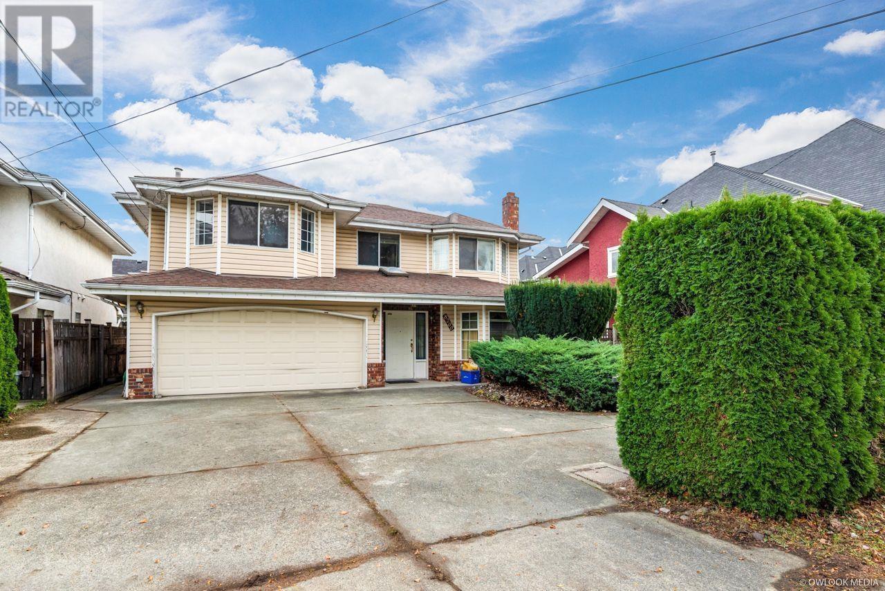 8200 Garden City Rd, Richmond, BC V6Y 2P2