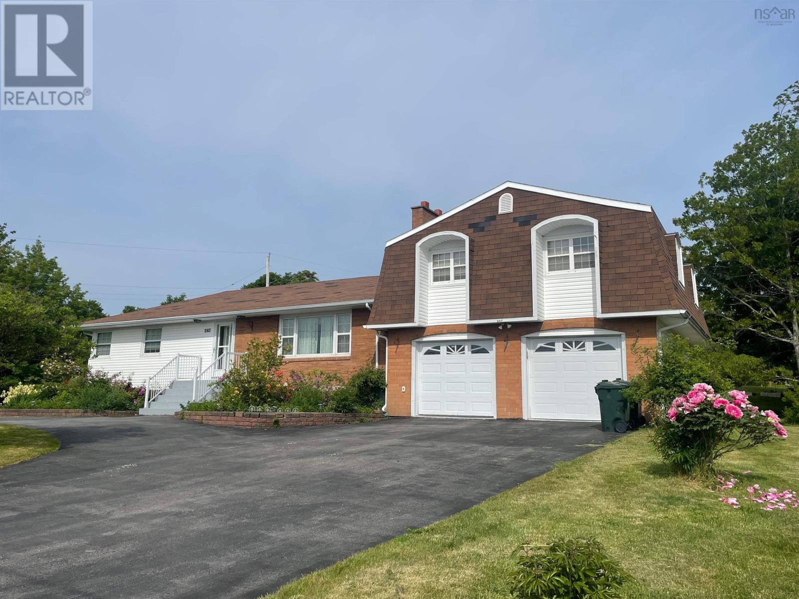 247 Westmount Rd, Westmount, NS B1R 1A3