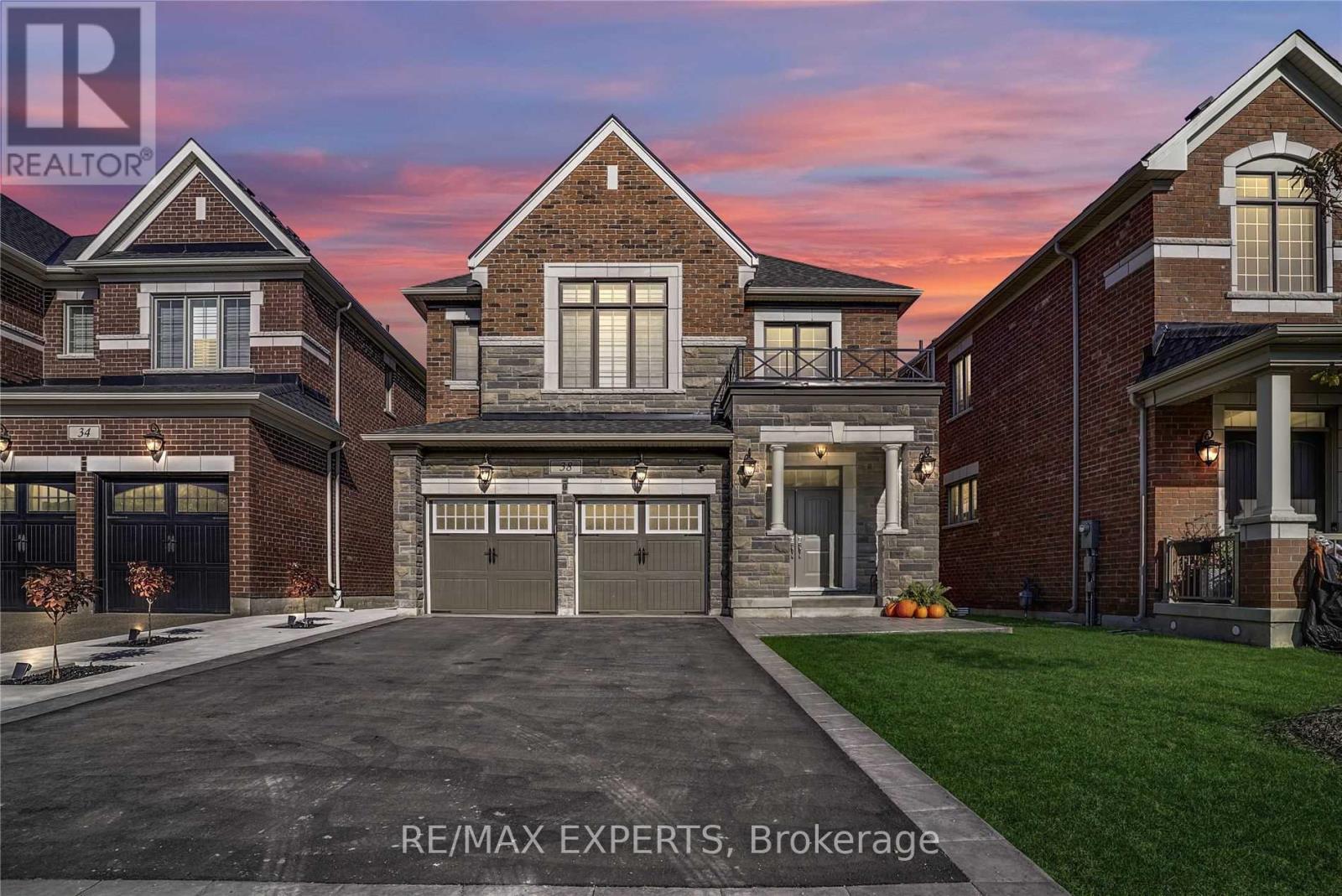 38 Chorus Cres, Vaughan Kleinburg, ON L4H 3N5