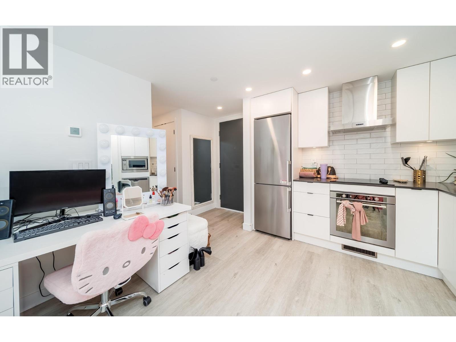 1471 St Paul Street Unit 703, Kelowna, BC V1Y 6P1
