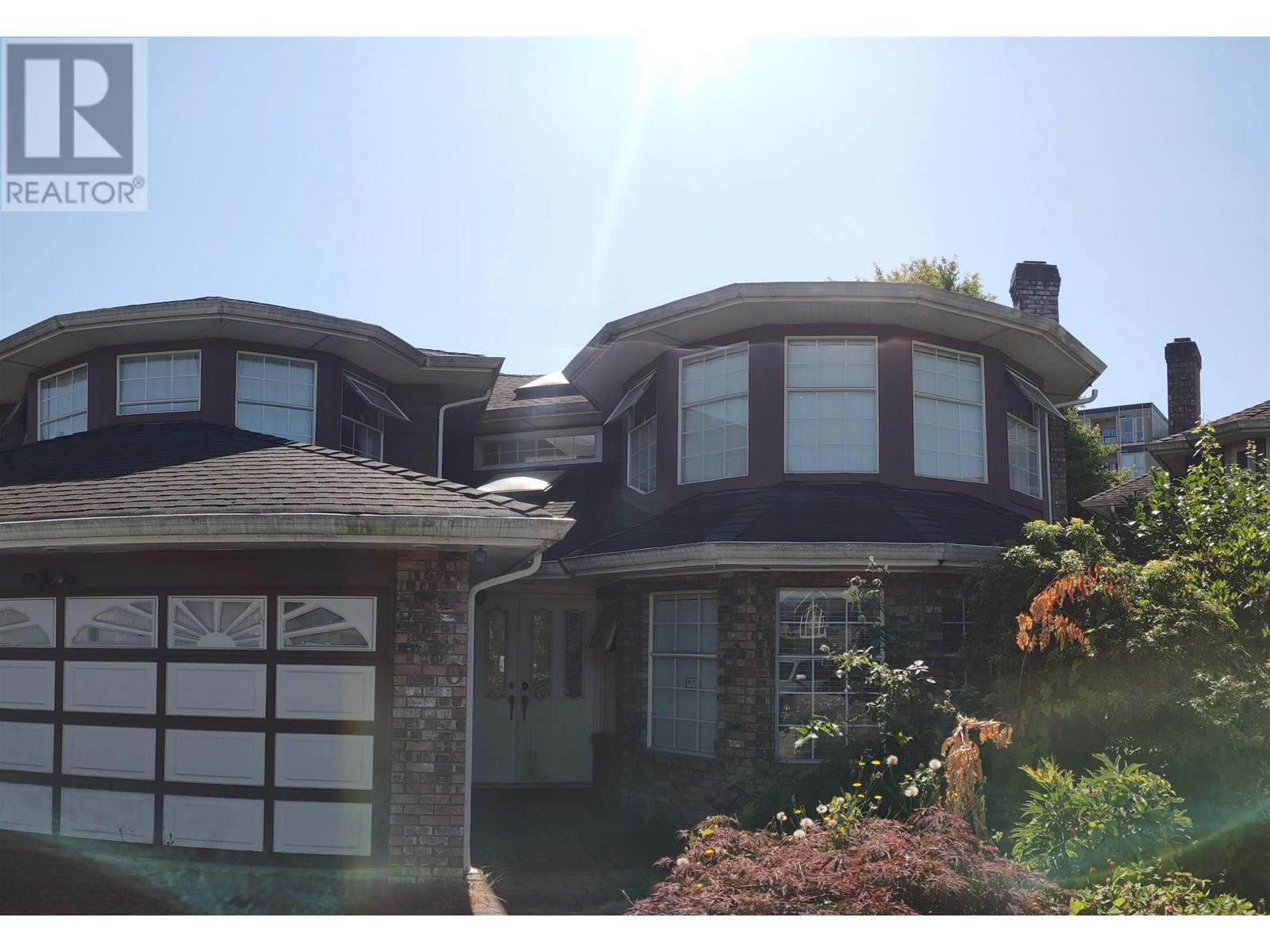 3780 Cunningham Dr, Richmond, BC V6X 3N5