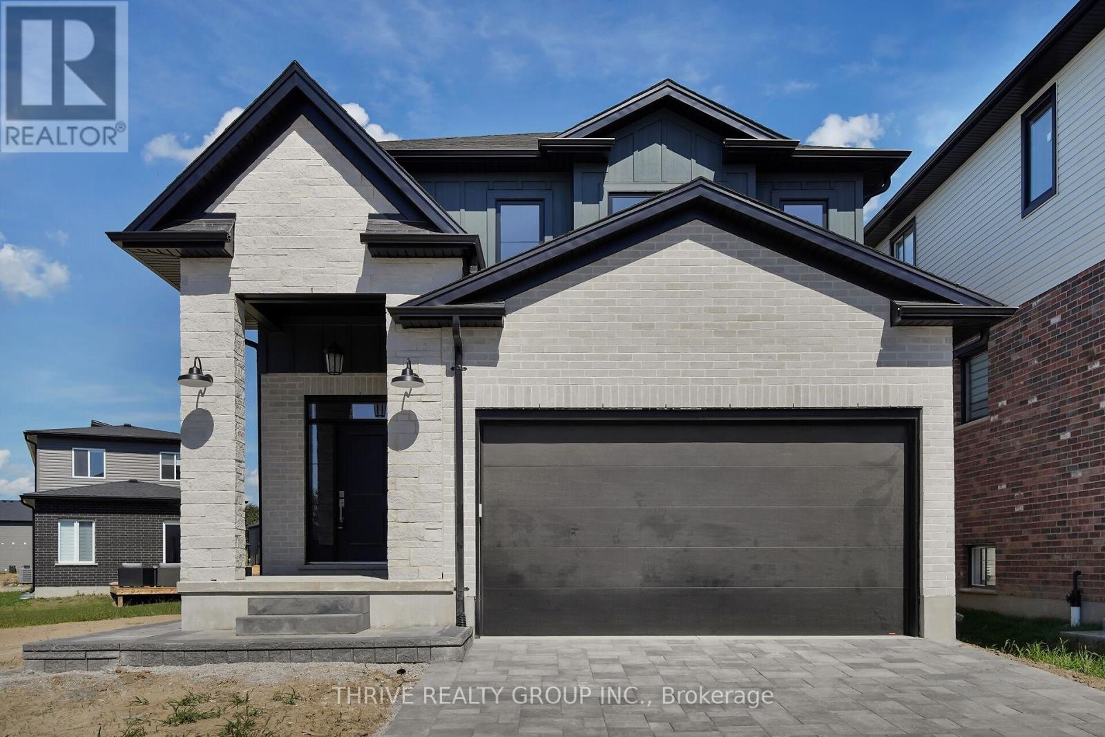 3843 Petalpath Way, London South South V, ON N6P 1H5