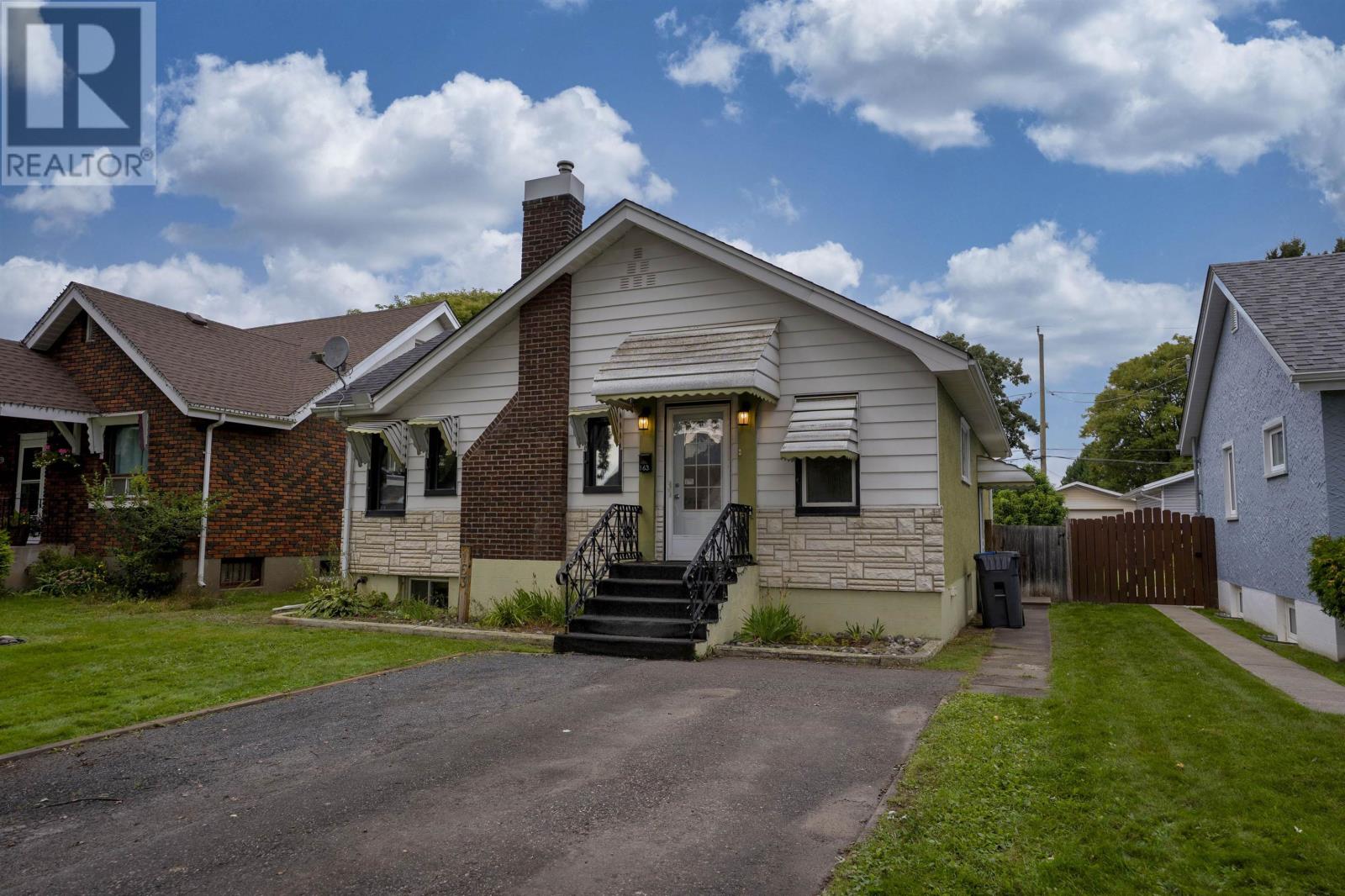 163 Francis St E, Thunder Bay, ON P7E 4A9
