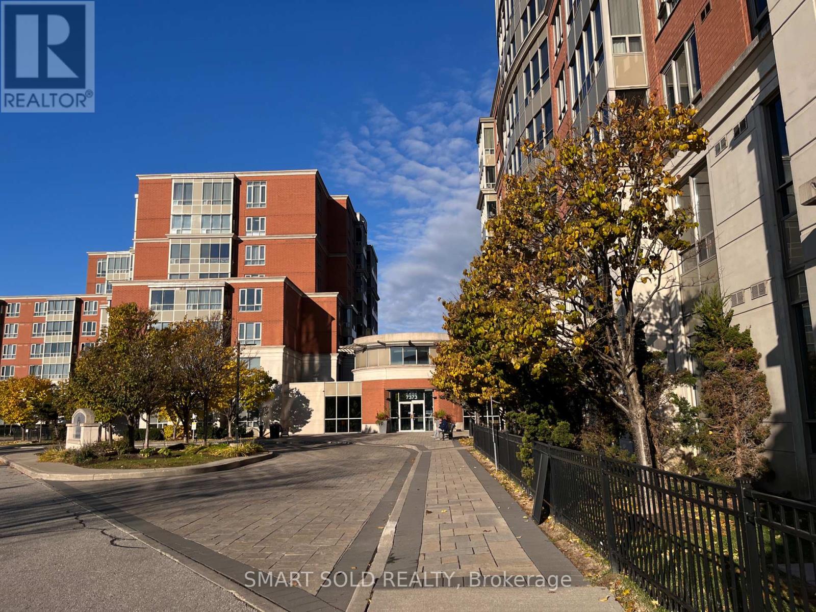 315 7363 Kennedy Rd, Markham, ON L3R 5B5