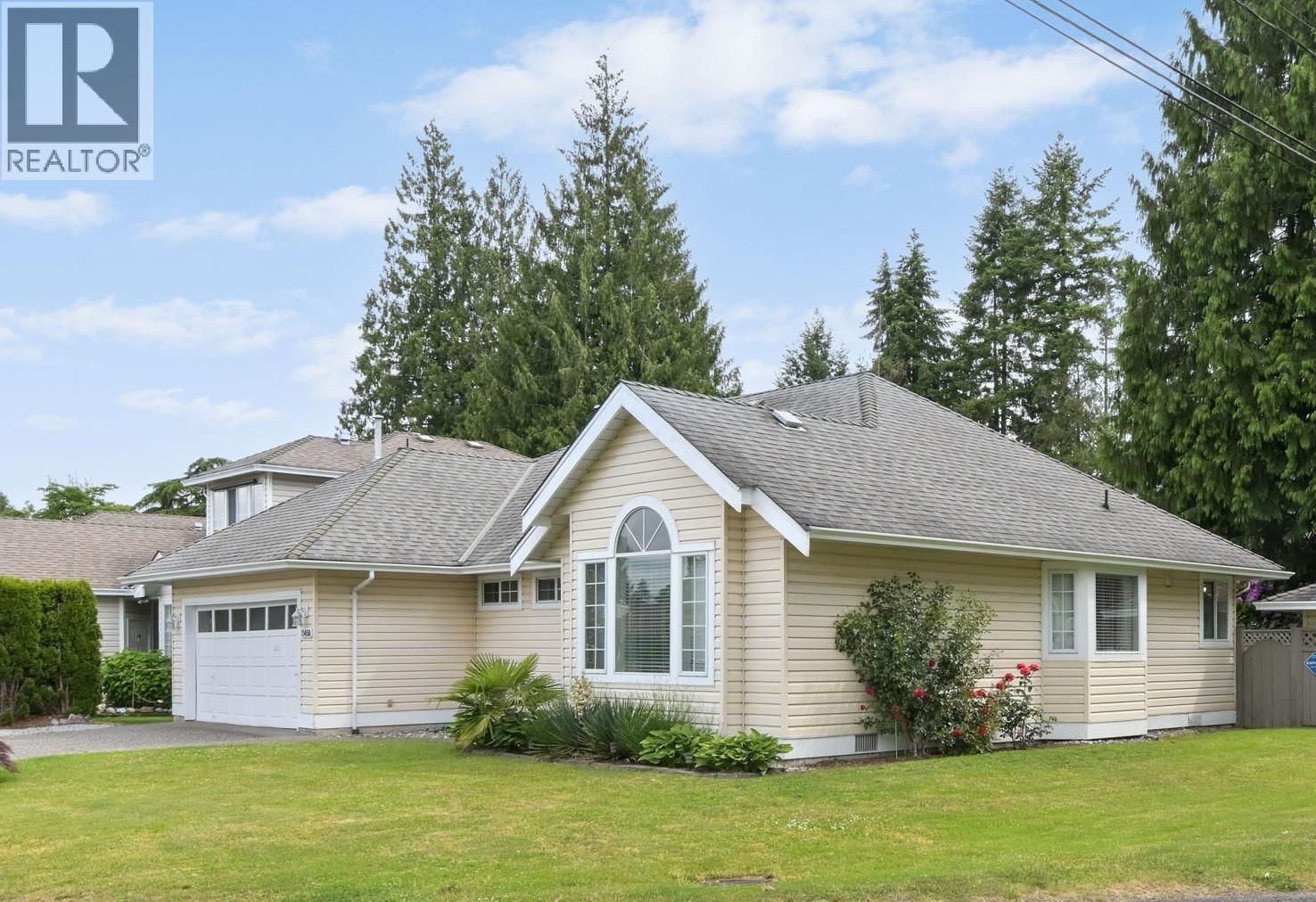 207 Street Unit 11450 #a, Maple Ridge, BC V2X 0C7