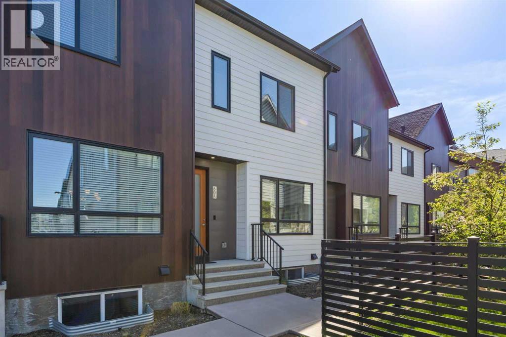 606 Redstone Cres NE, Calgary, AB T3N 1M3