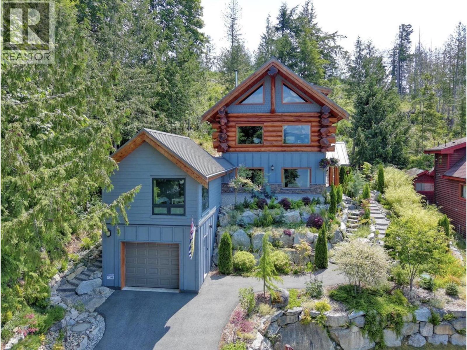 5895 Skookumchuk Rd, Sechelt, BC V7Z 0E1