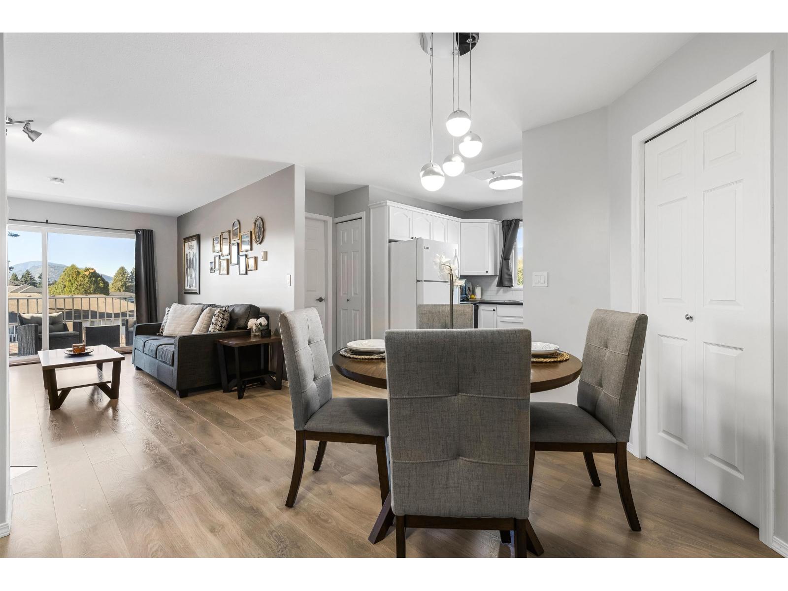 46777 Yale Roadchilliwack Proper East Unit 403, Chilliwack, BC V2P 2S3