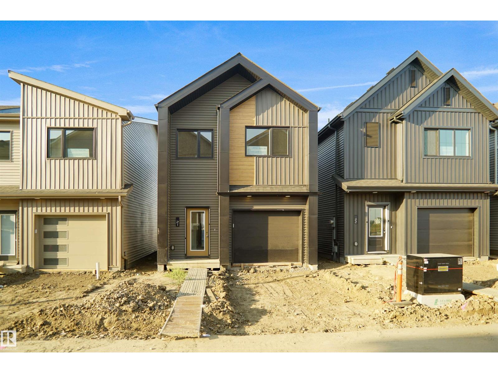 1430 Aster Way Nw #21, Edmonton, AB T6T 2N8