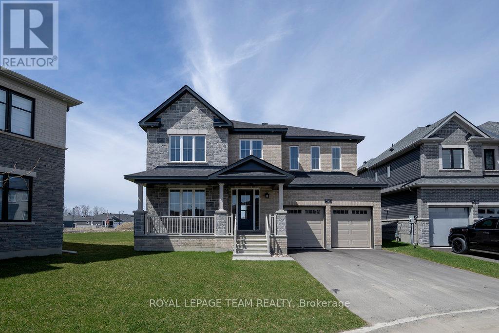 590 Anchor Cir, Ottawa, ON K4M 0X4