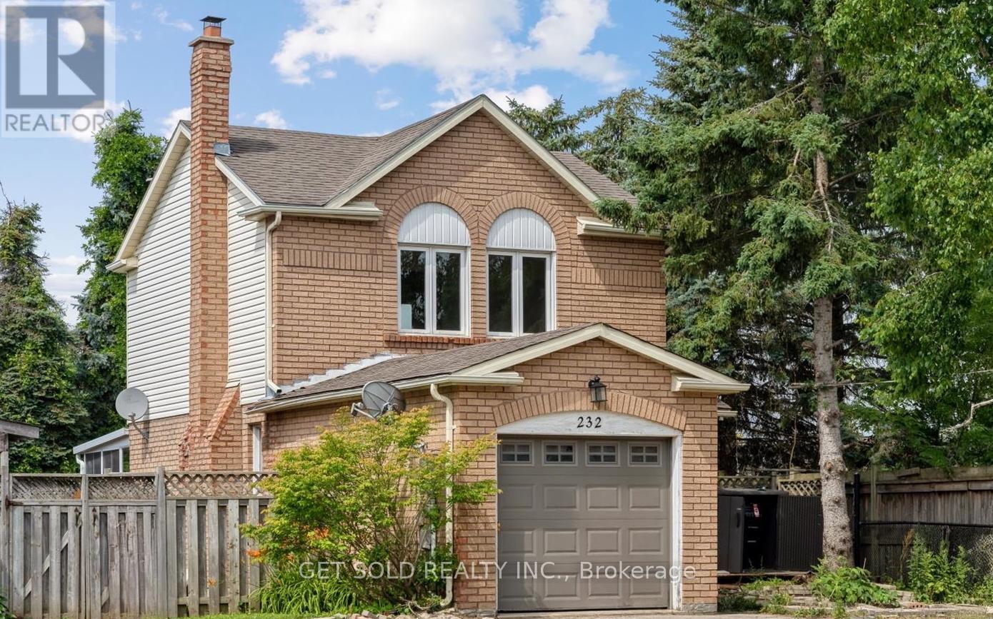 232 Kozlov St, Barrie, ON L4N 7H6