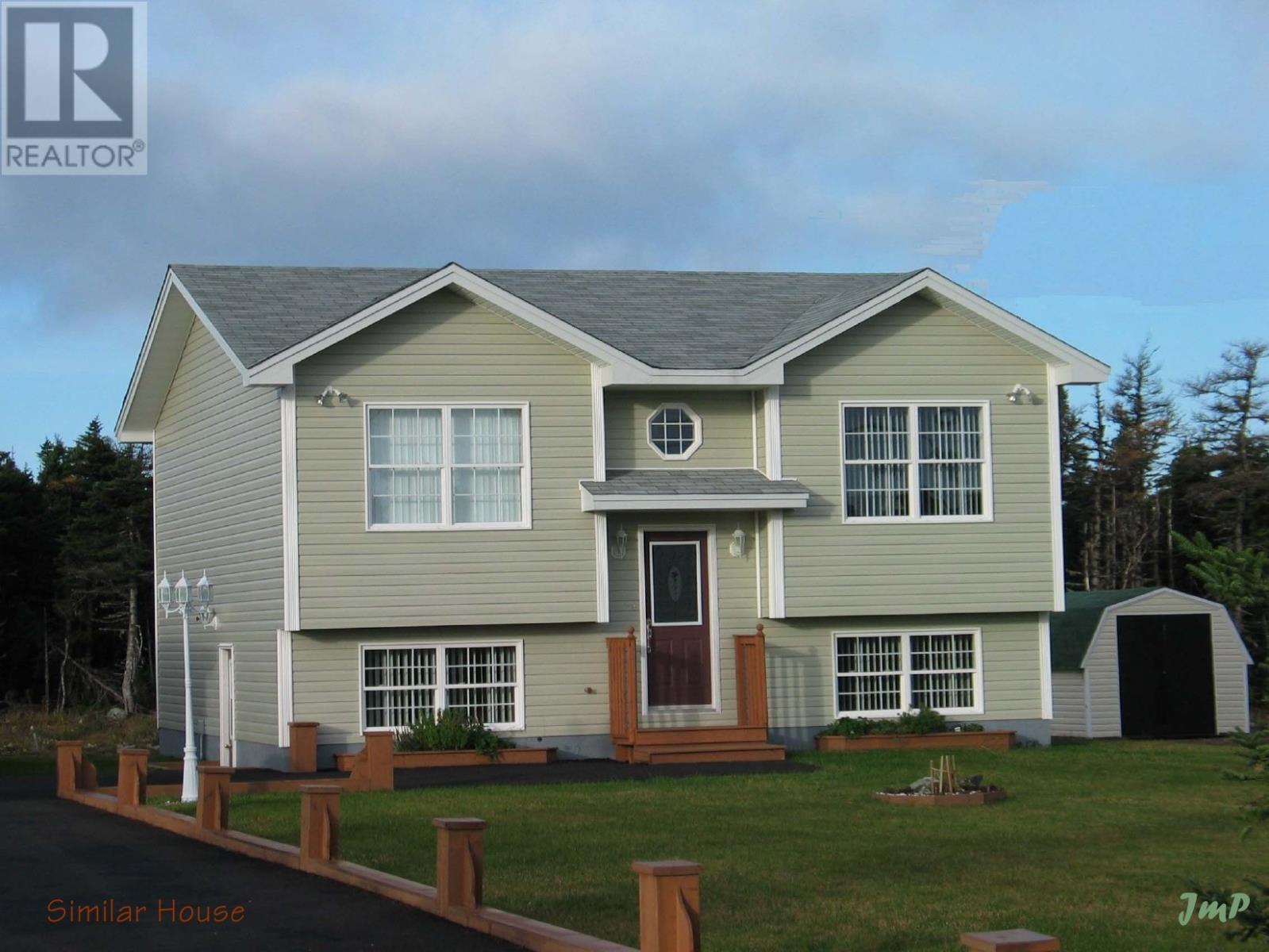 4 Spruce Grove Dr, Pouch Cove, NL A1K 1C8