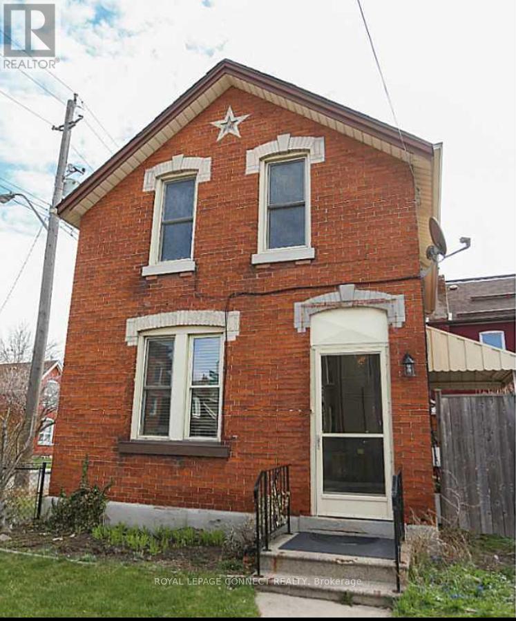 24 Ashley St, Hamilton, ON L8L 5S3