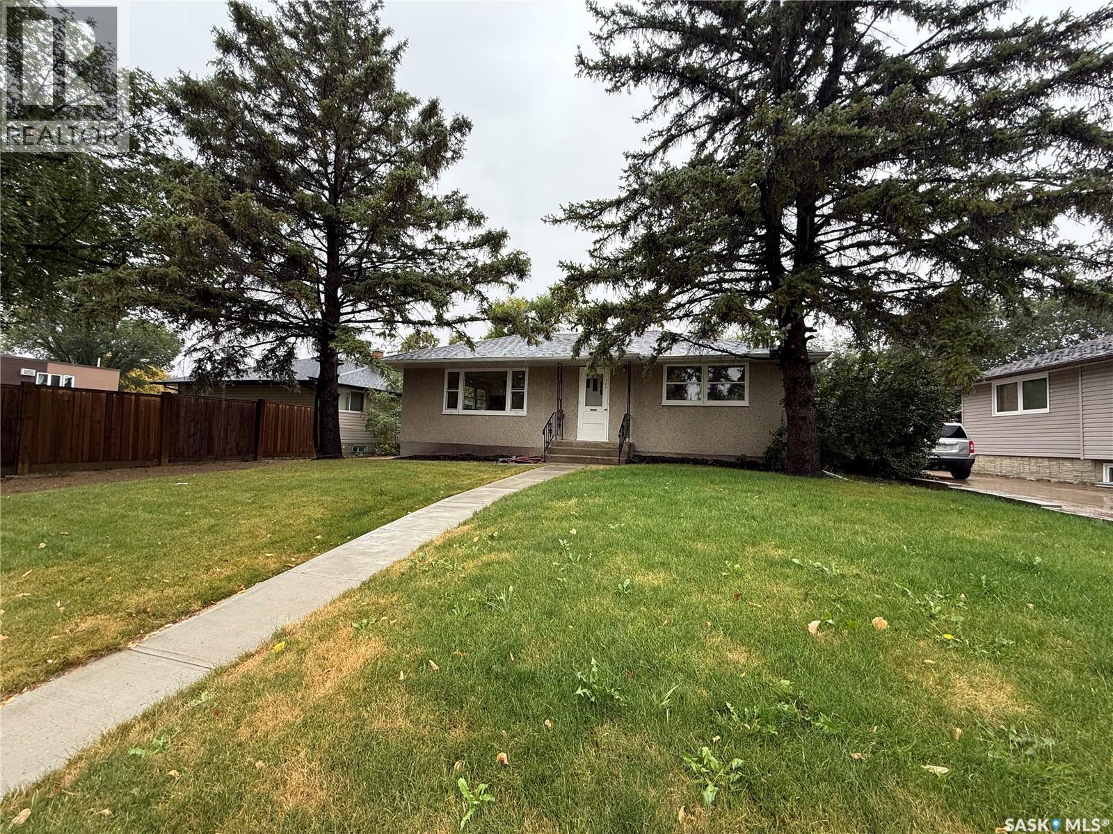 760 Horace St, Regina, SK S4S 6B4