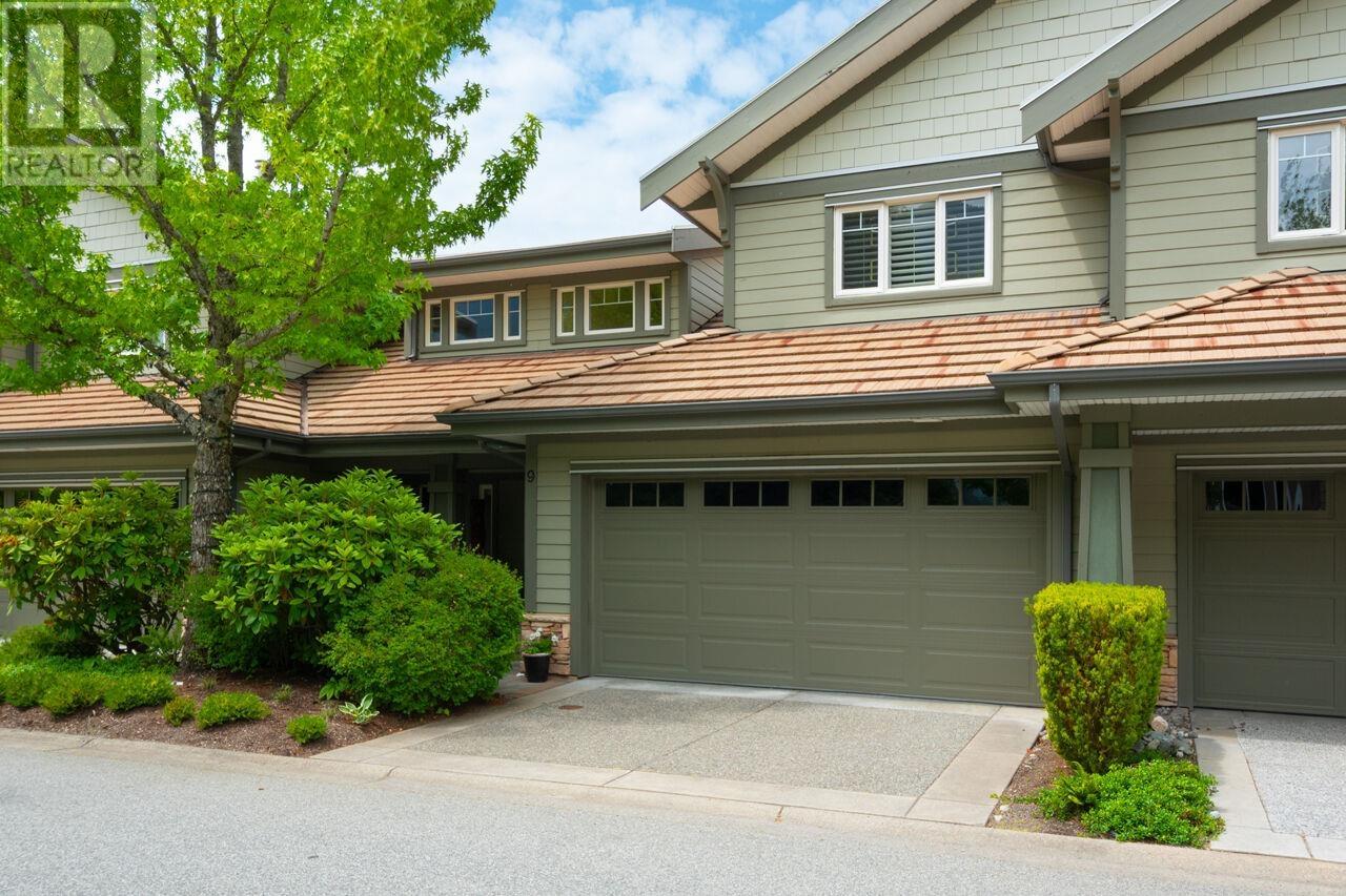 9 Beach Dr, Furry Creek, BC V8B 1A2