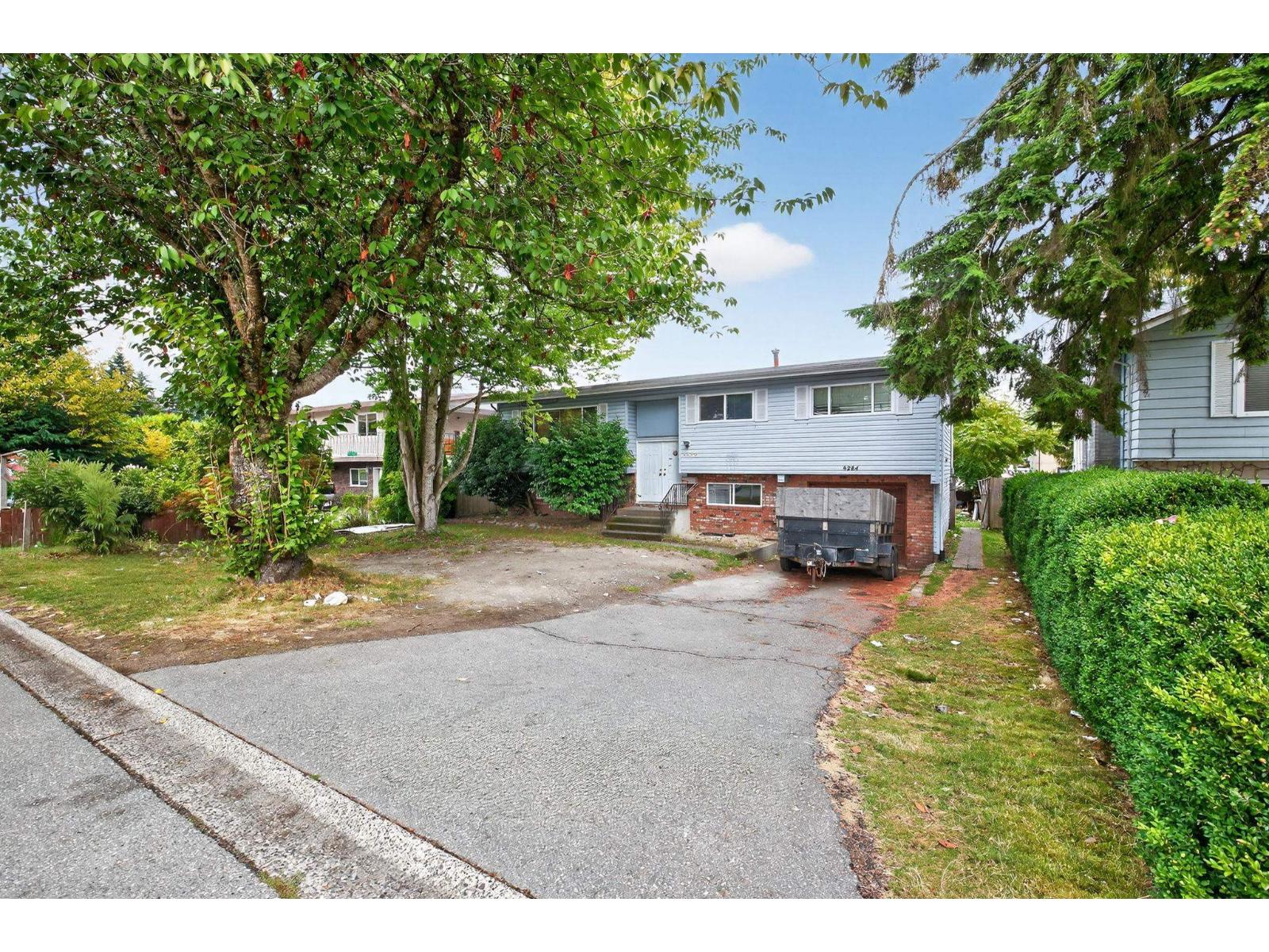 126 Street Unit 9284 #a, Surrey, BC V3V 5G2