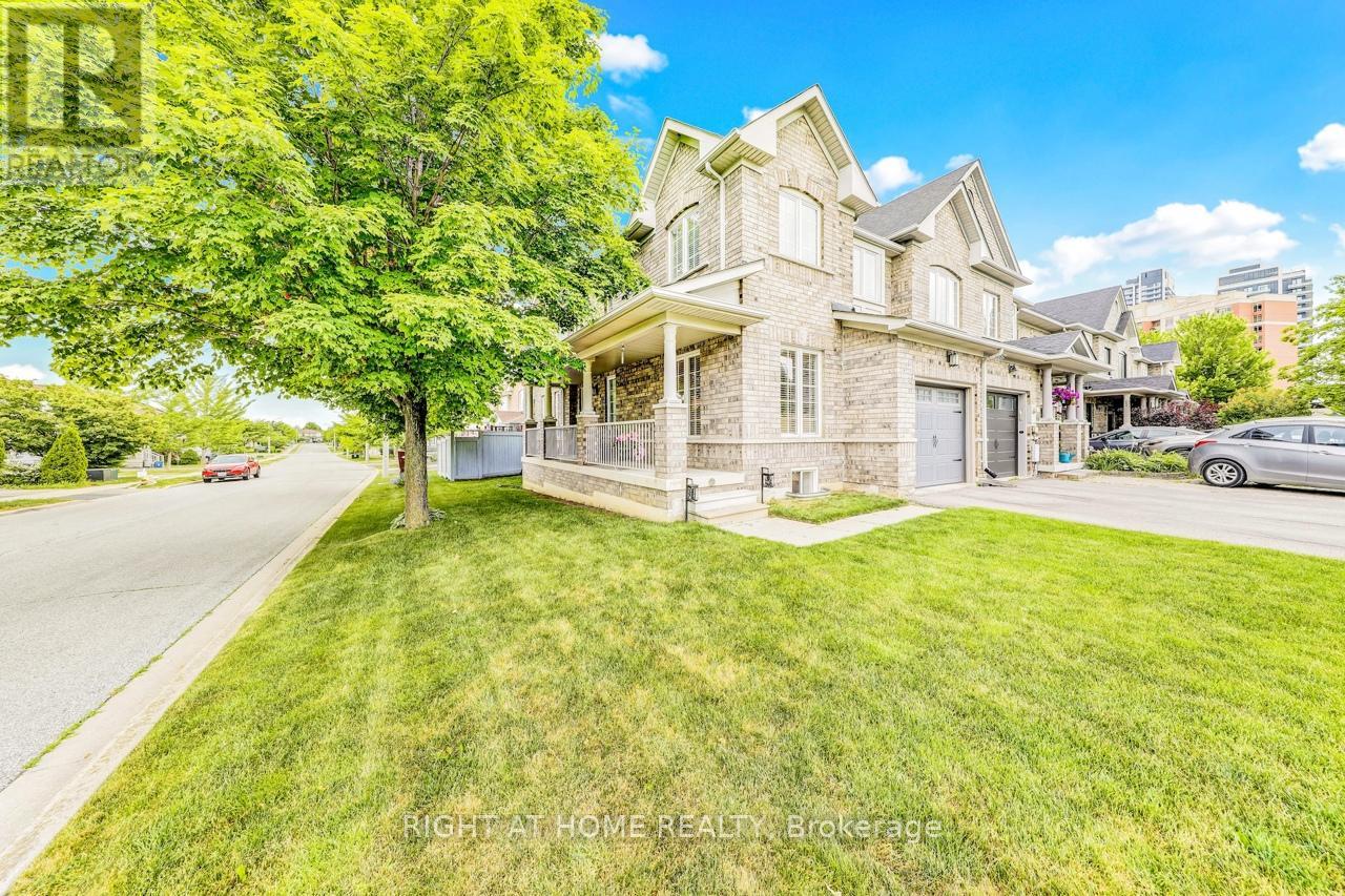 108 King William Cres, Richmond Hill, ON L4B 4T1