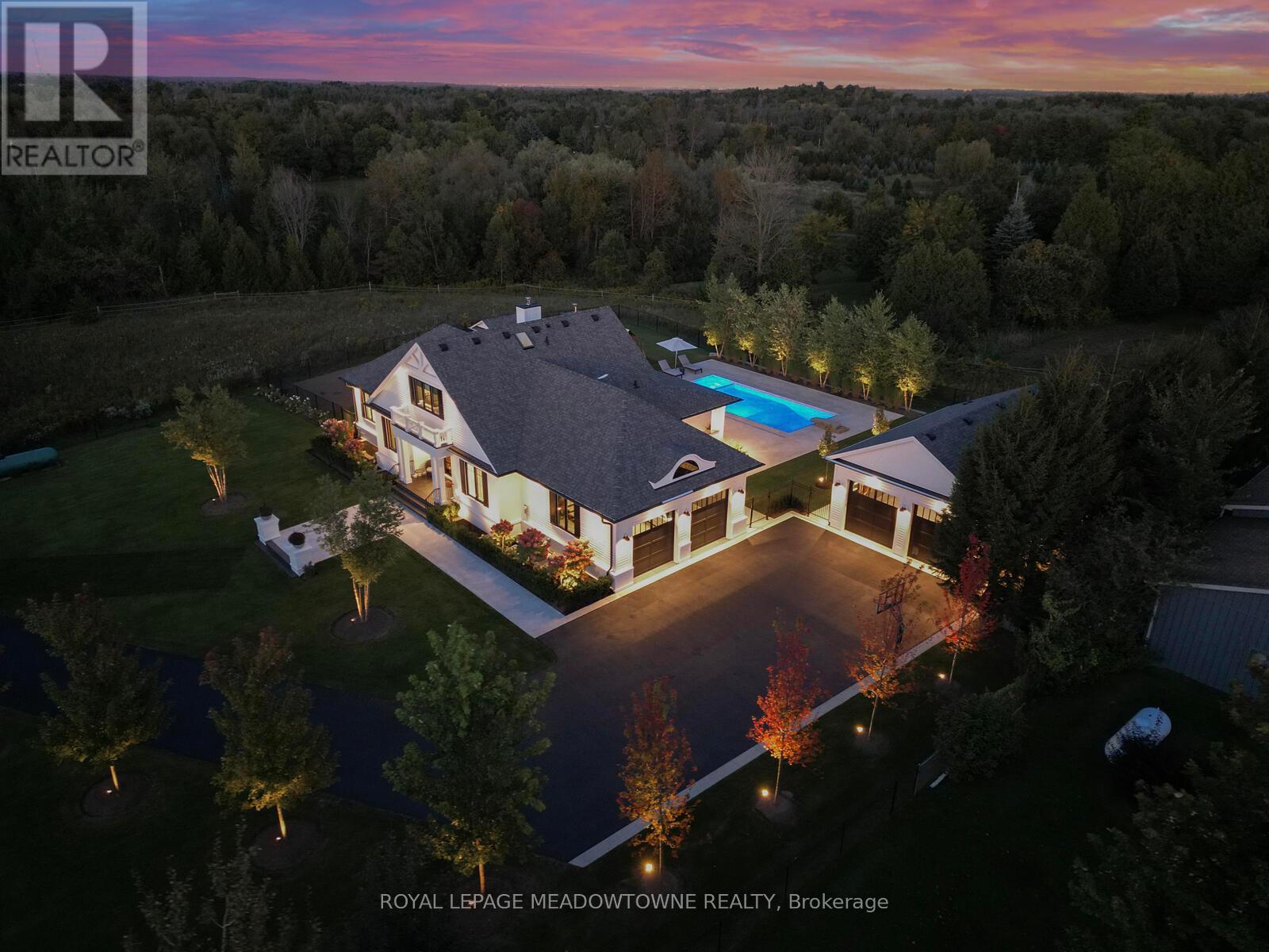 9275 Wellington Rd 50, Erin, ON L7J 2L8