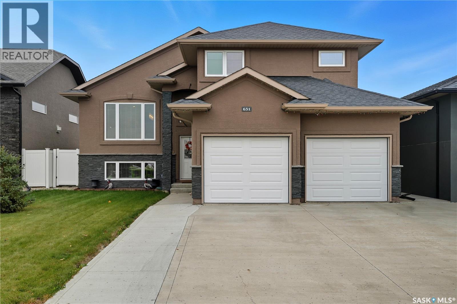 631 Ledingham Cres, Saskatoon, SK S7V 0B6