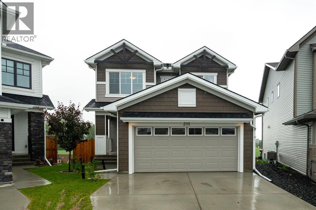 311 Monterey Pl SE, High River, AB T1V 0H6