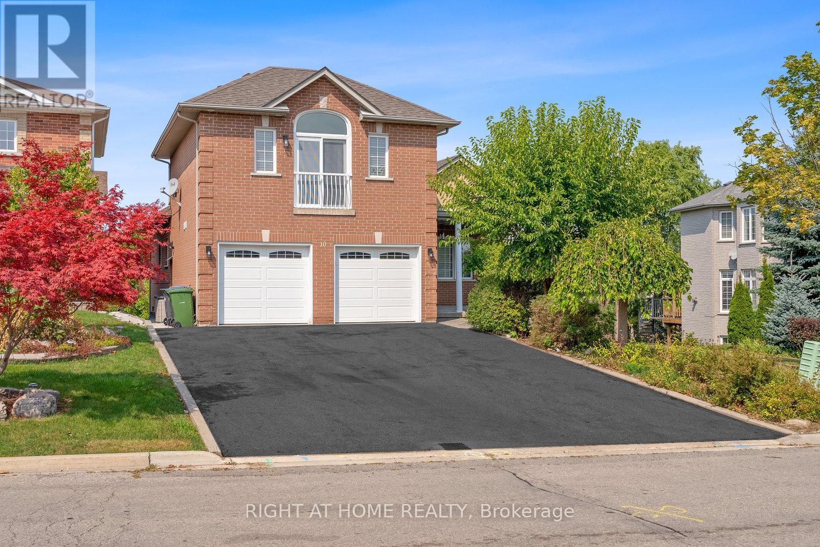 10 Riverwood Ter, Caledon, ON L7E 1S1