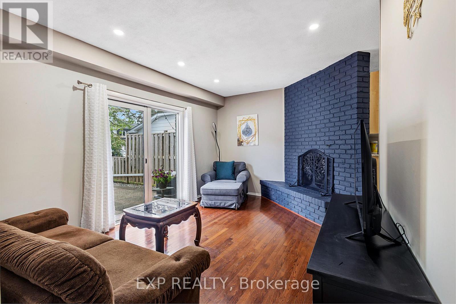 68 Ramsgate Private, Ottawa, ON K1V 8M4