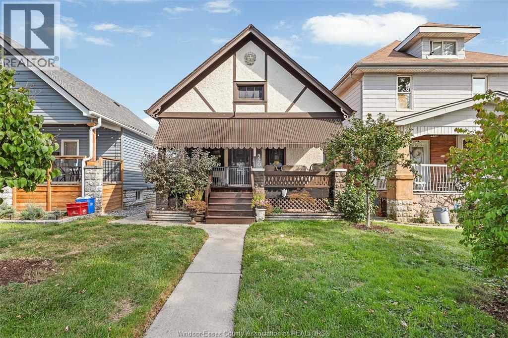 920 Moy Ave, Windsor, ON N9A 2P1