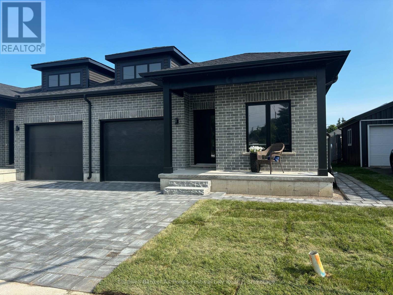168 Park St, Goderich, ON N7A 1L2