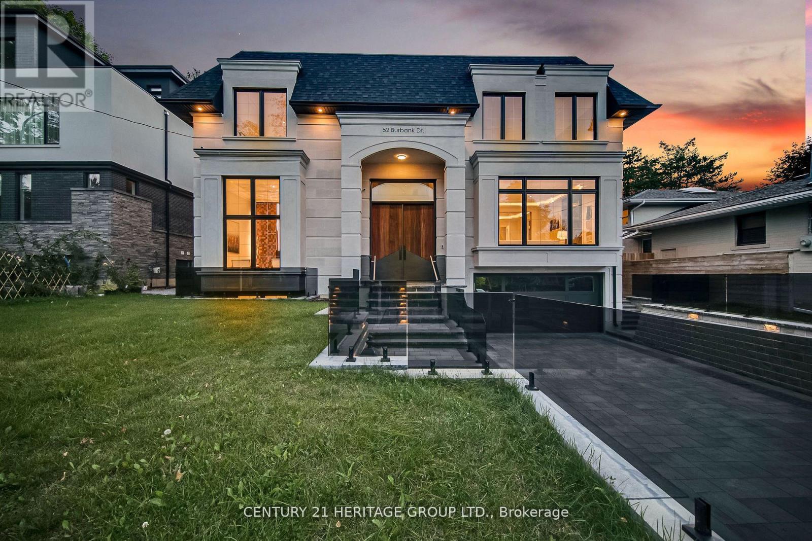 52 Burbank Dr, Toronto Bayview Village, ON M2K 1N2